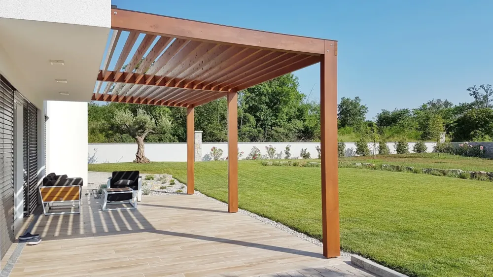 Pergola bioclimatique à Tarbes
